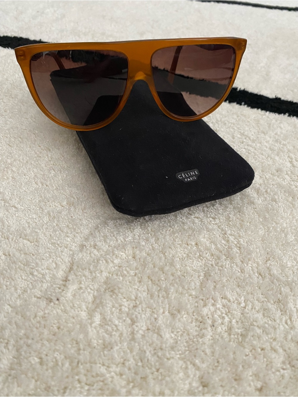 Celine CL41435 Amber Oversized Sunglasses 61-14 - Picture 1 of 6